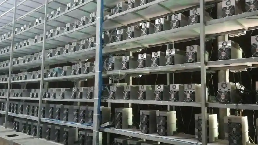 Latest generation Bitcoin mining rigs with enhanced energy efficiency